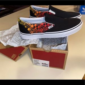 Vans Classic Slip-On (Logo Flame/Black) Men’s Size 10